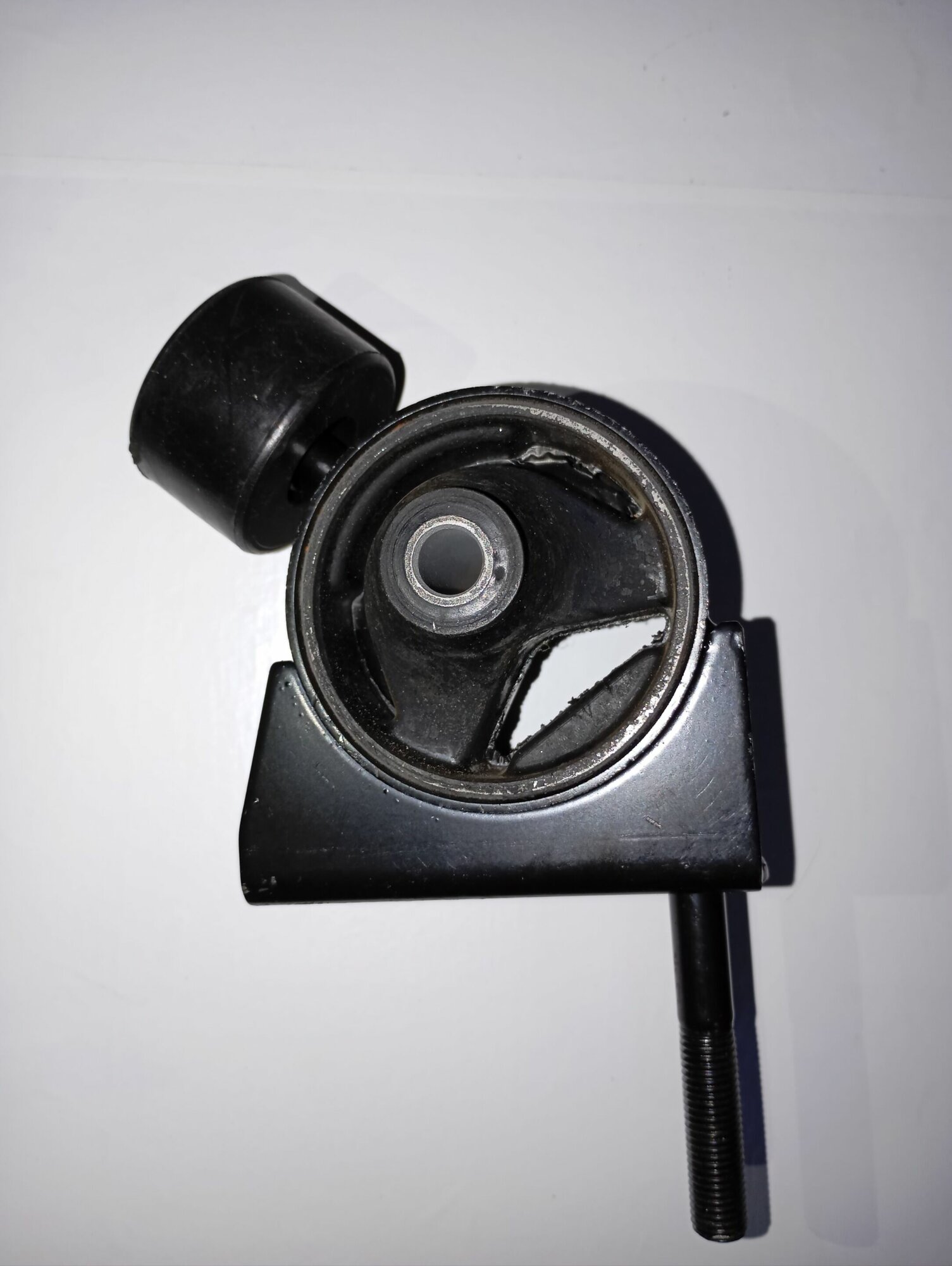 Опора КПП задняя OPEL ASTRA G/ASTRA H/ZAFIRA 98- GF19030
