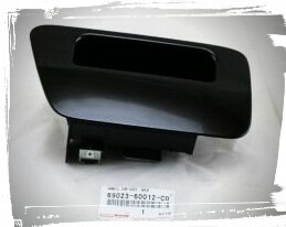 Ручка двери багажника 69023-60012C0