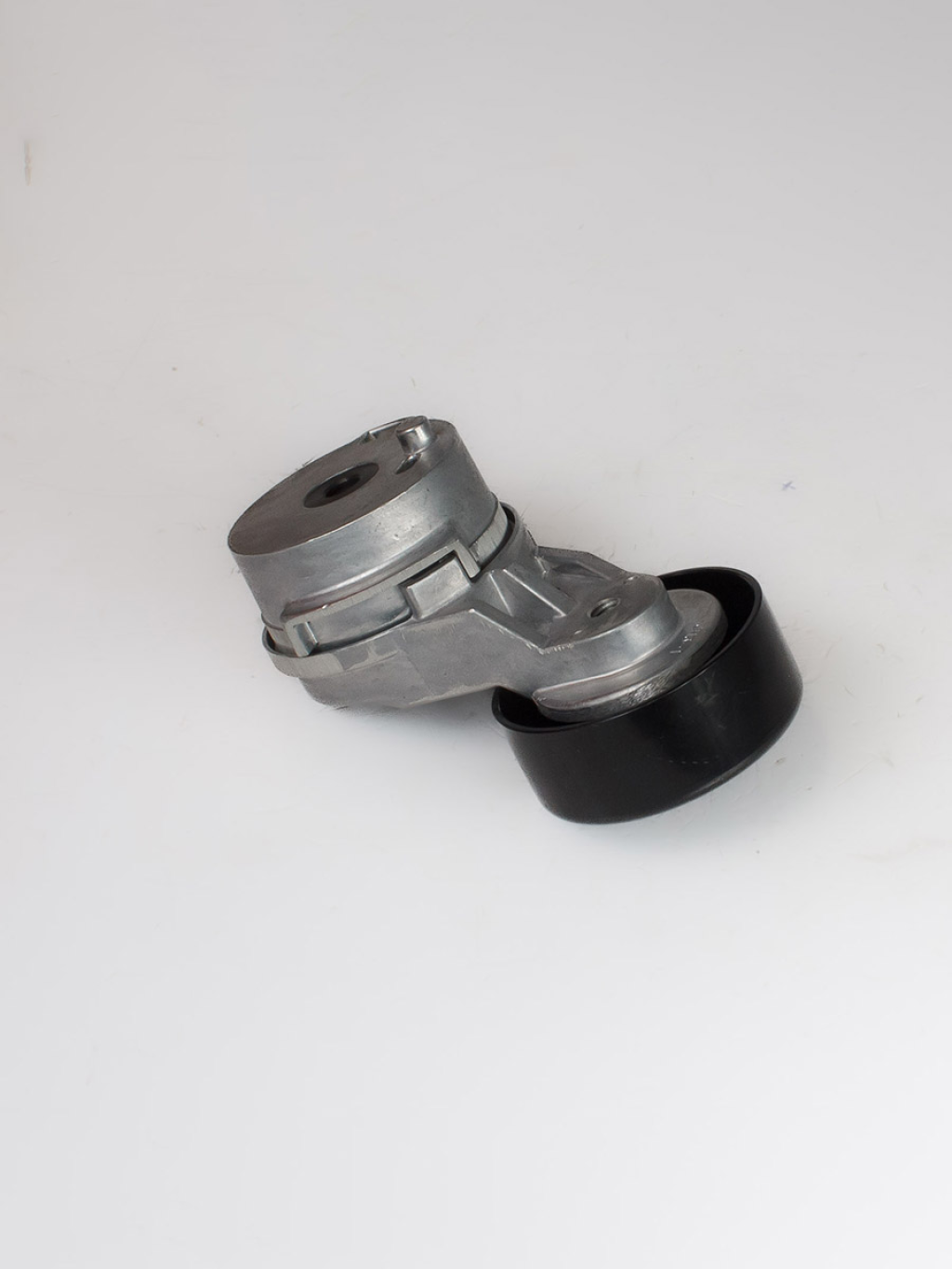 ШКИВ НАТЯЖИТЕЛЯ РЕМНЯ ГРМ/TENSIONER ASSY 25281-2B010