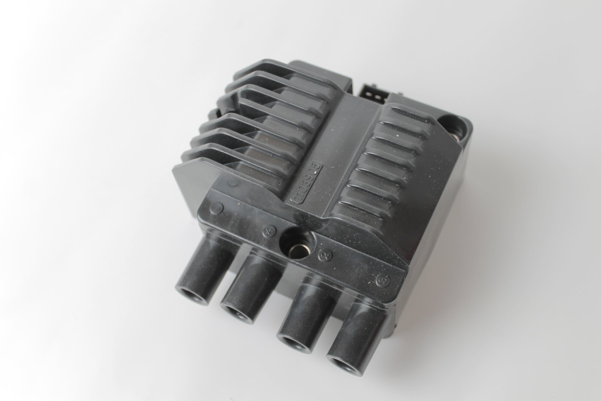 Катушка зажигания  MERCEDES SPRINTER 95-06 77IC021